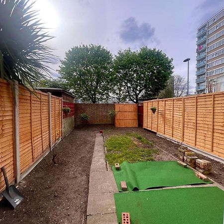 Luxury 3 Bedroom Flat With Garden London Exteriör bild